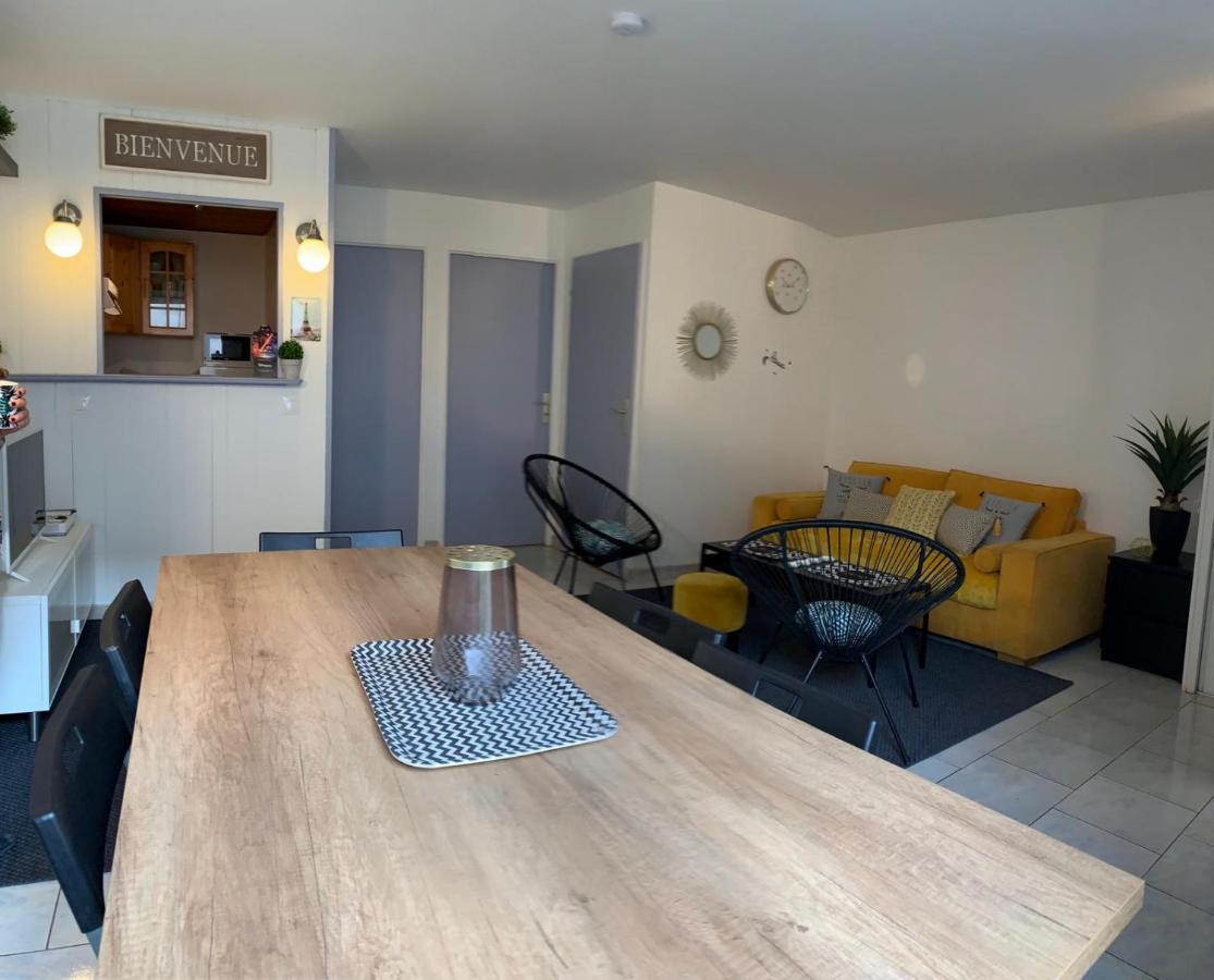 Appartement Eco 6 Personnes 马尼库尔勒翁格尔 外观 照片