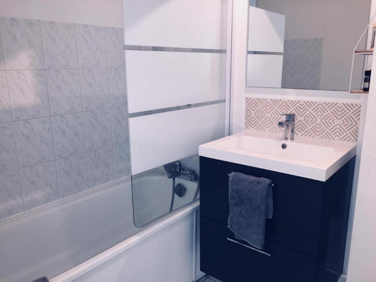 Appartement Eco 6 Personnes 马尼库尔勒翁格尔 外观 照片