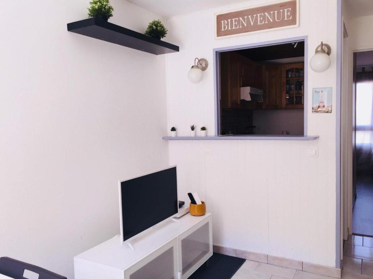 Appartement Eco 6 Personnes 马尼库尔勒翁格尔 外观 照片